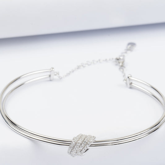 Silver Knot Sparkle Chain Bracelet