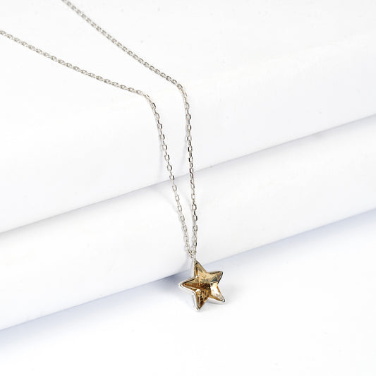 MINUTIAE STAR SHAPE PENDENT WITH ATTACHED CHAIN