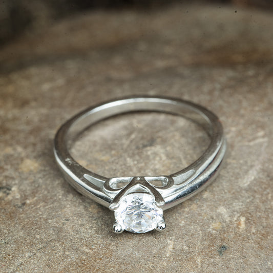 Handcrafted Sterling Silver Solitaire Ring