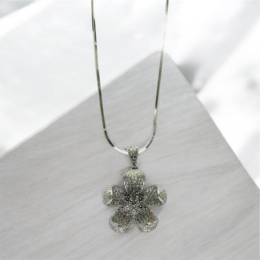 STERLING SILVER HALLMARKED EXQUISITE ZIRCON FLOWER PENDENT EARINGS WITH CHAIN