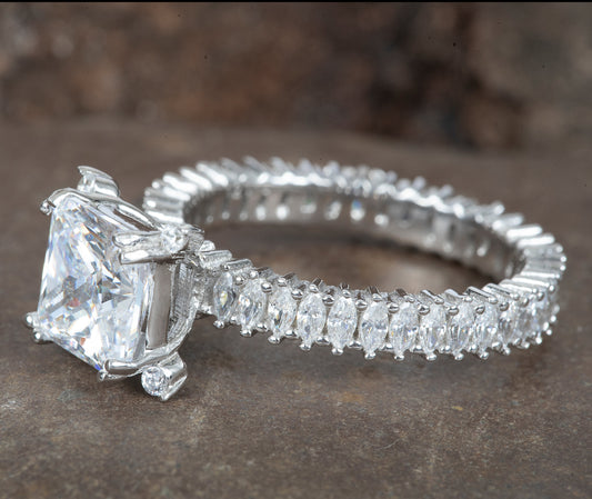 SILVER SINGLE PRINCESS CUT SOLITARE STUDDED WITH ZIRCONIA COCKTAIL RING