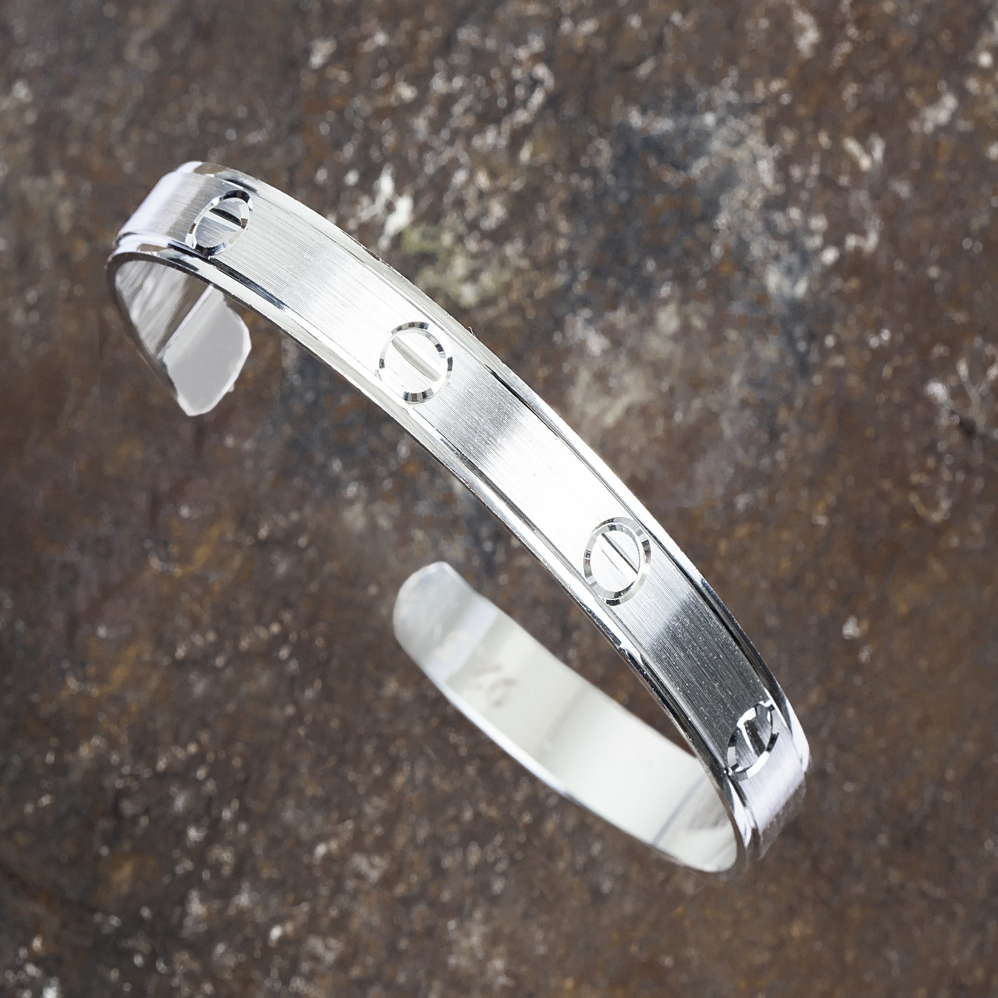 SILVER SOLID KNAIL DESIGNER MEN'S CUFF BRACELLET