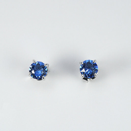 silver stud earings with swarosvki royal blue crystal