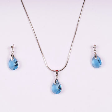 STERLING SILVER CRYSTAL MERIDIAN BLUE SWAROVSKI PANDENT SET