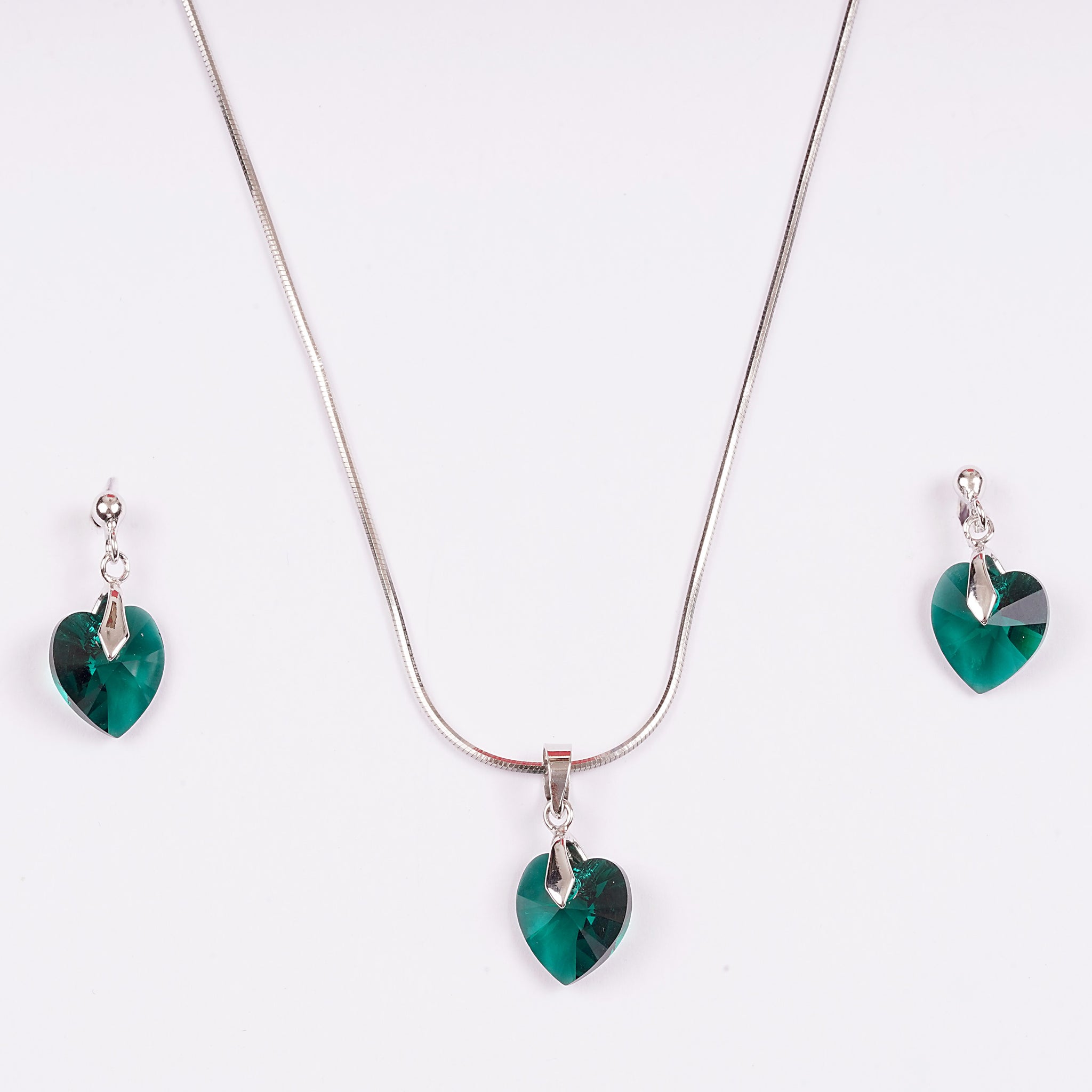 STERLING SILVER GREEN ZIRCON HEART SWAROVSKI PANDENT SET