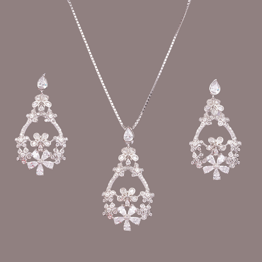 STERLING SILVER FLORAL BEAUTIFUL DESIGNER PANDENT SET